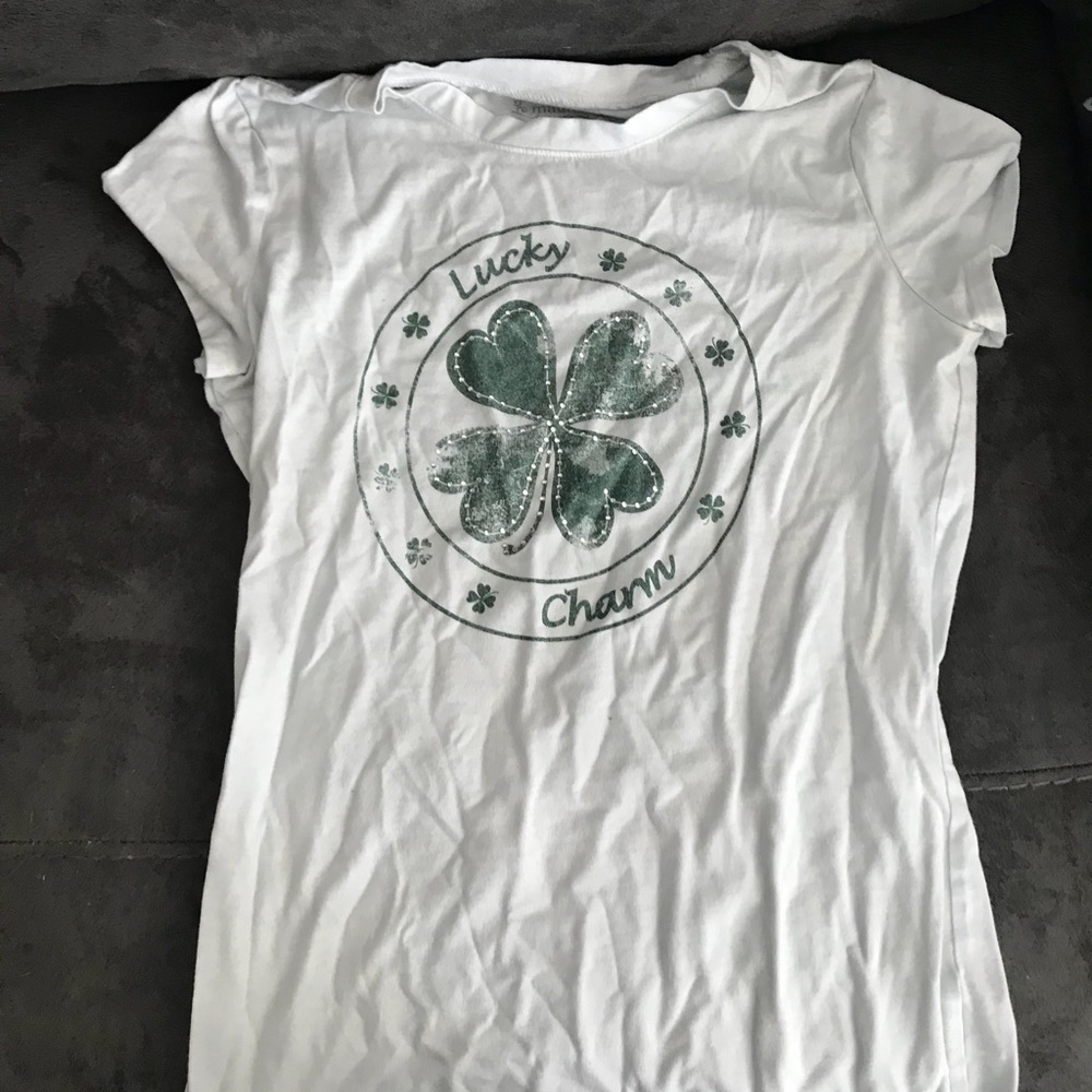 Short sleeve shirt